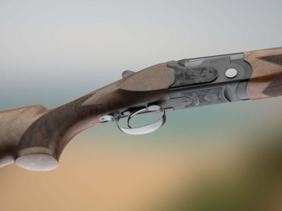 Shotgun Showdown: Straight Grip vs. Pistol Grip